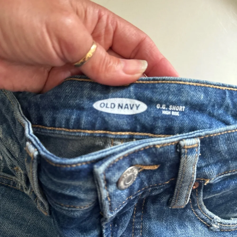 Old Navy Jeans Shorts Wash Distressed old navy NWT SIZE 0